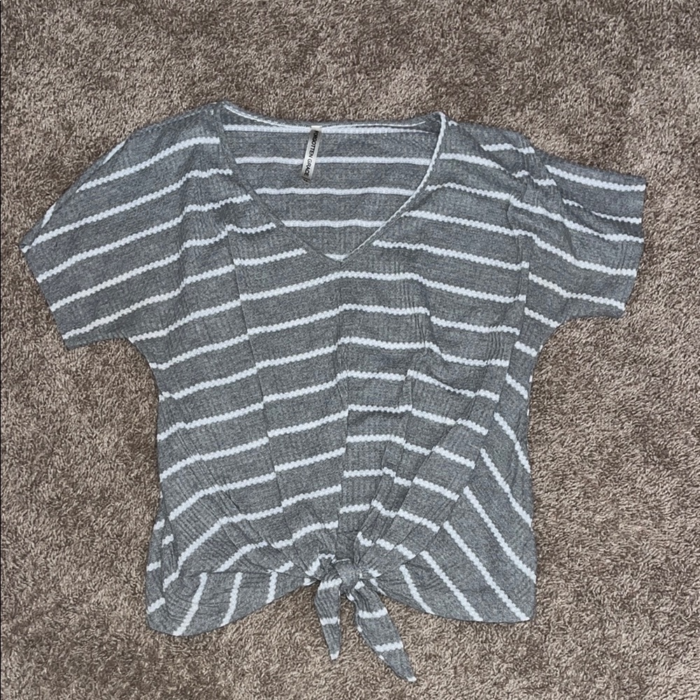 Soft Gray Tie Front Blouse with Short Sleeves